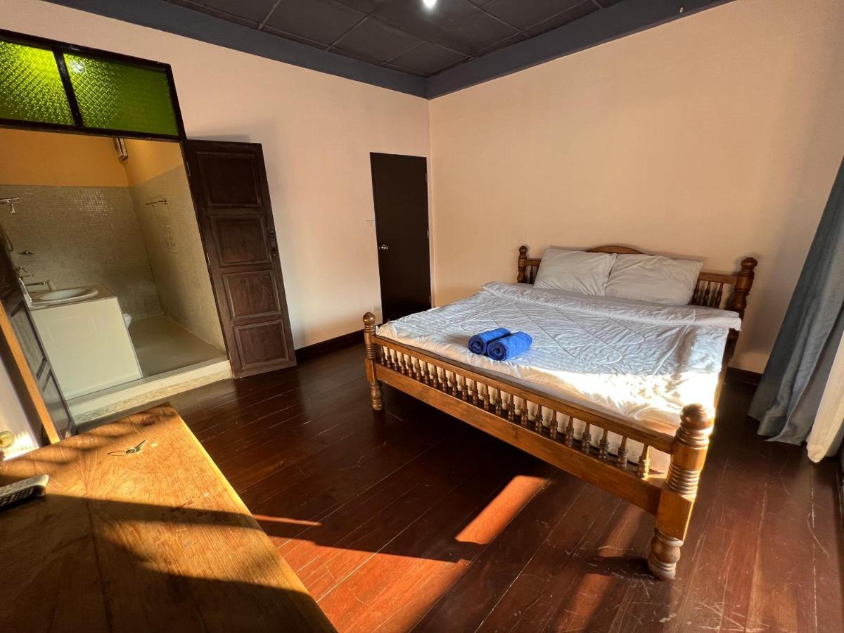 Madera House Chiang Mai Hotel Kültér fotó