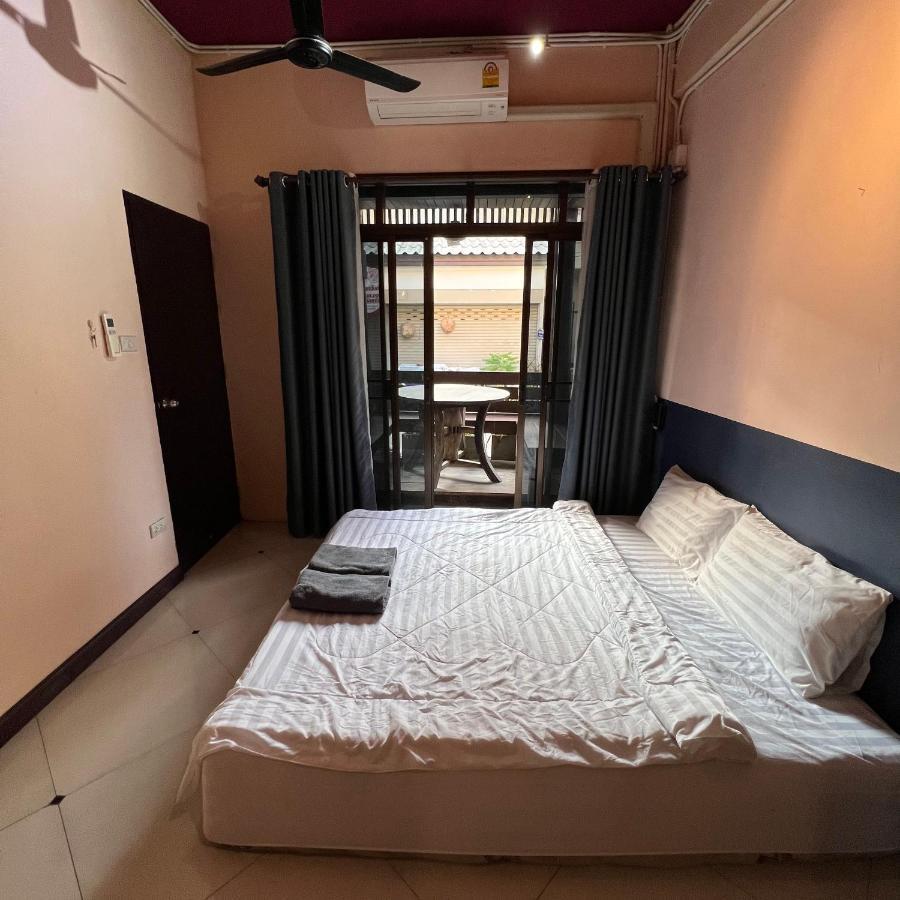 Madera House Chiang Mai Hotel Kültér fotó