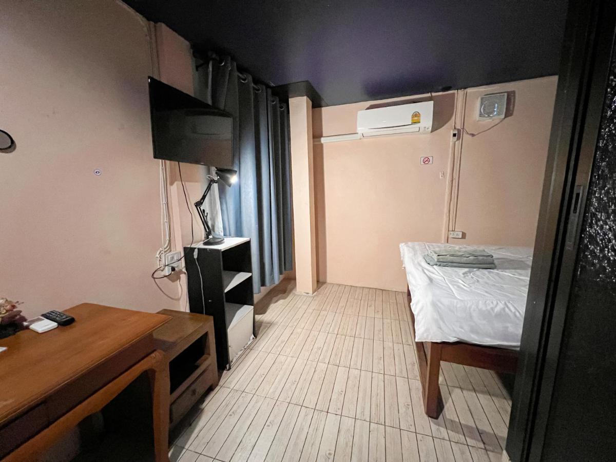 Madera House Chiang Mai Hotel Kültér fotó